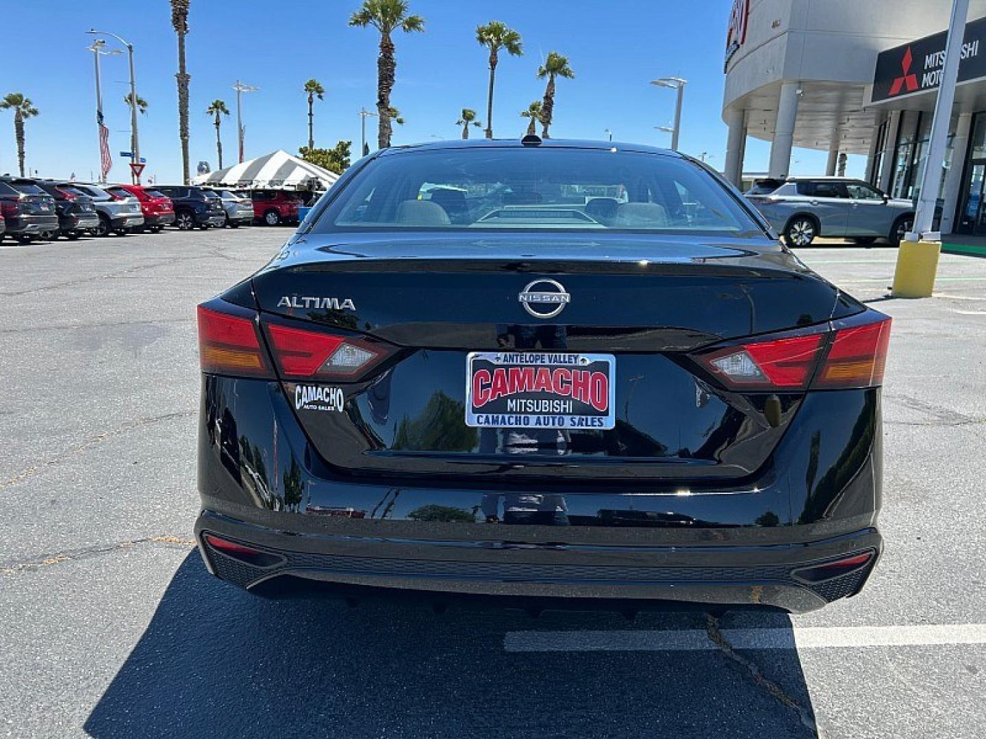 2025 BLACK Nissan Altima (1N4BL4DVXSN) with an 4-Cyl 2.5 Liter engine, Automatic CVT transmission, located at 412 Auto Vista Drive, Palmdale, 93551, (661) 945-0620, 34.592636, -118.136681- Photo#7