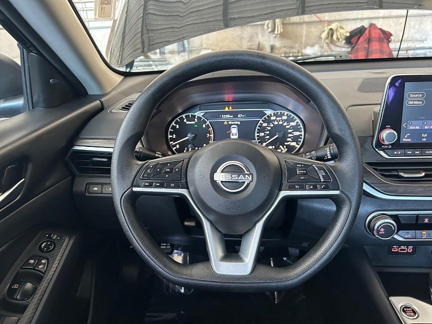 2025 BLACK Nissan Altima (1N4BL4DVXSN) with an 4-Cyl 2.5 Liter engine, Automatic CVT transmission, located at 412 Auto Vista Drive, Palmdale, 93551, (661) 945-0620, 34.592636, -118.136681- Photo#23