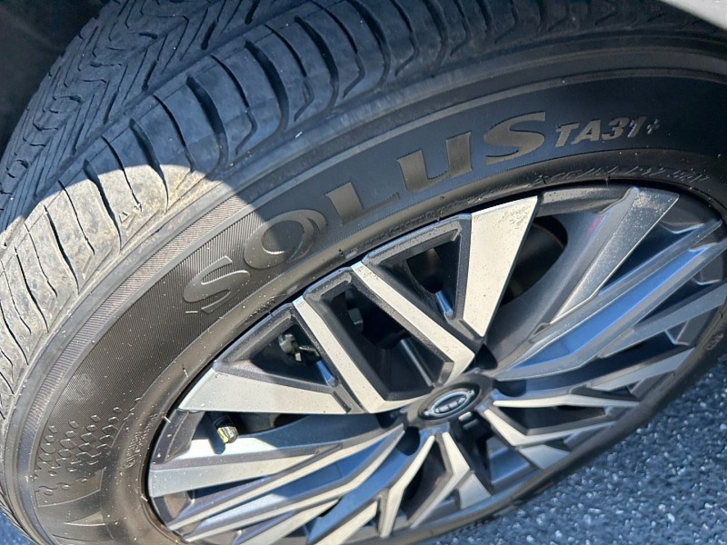 2025 GRAY Nissan Altima (1N4BL4DV5SN) with an 4-Cyl 2.5 Liter engine, Automatic CVT transmission, located at 412 Auto Vista Drive, Palmdale, 93551, (661) 945-0620, 34.592636, -118.136681- Photo#8