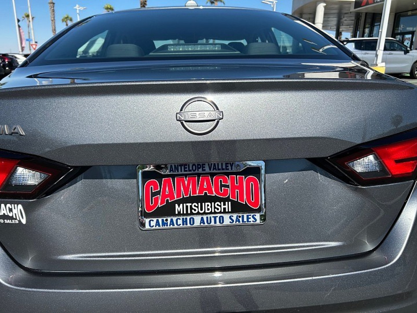 2025 GRAY Nissan Altima (1N4BL4DV5SN) with an 4-Cyl 2.5 Liter engine, Automatic CVT transmission, located at 412 Auto Vista Drive, Palmdale, 93551, (661) 945-0620, 34.592636, -118.136681- Photo#14