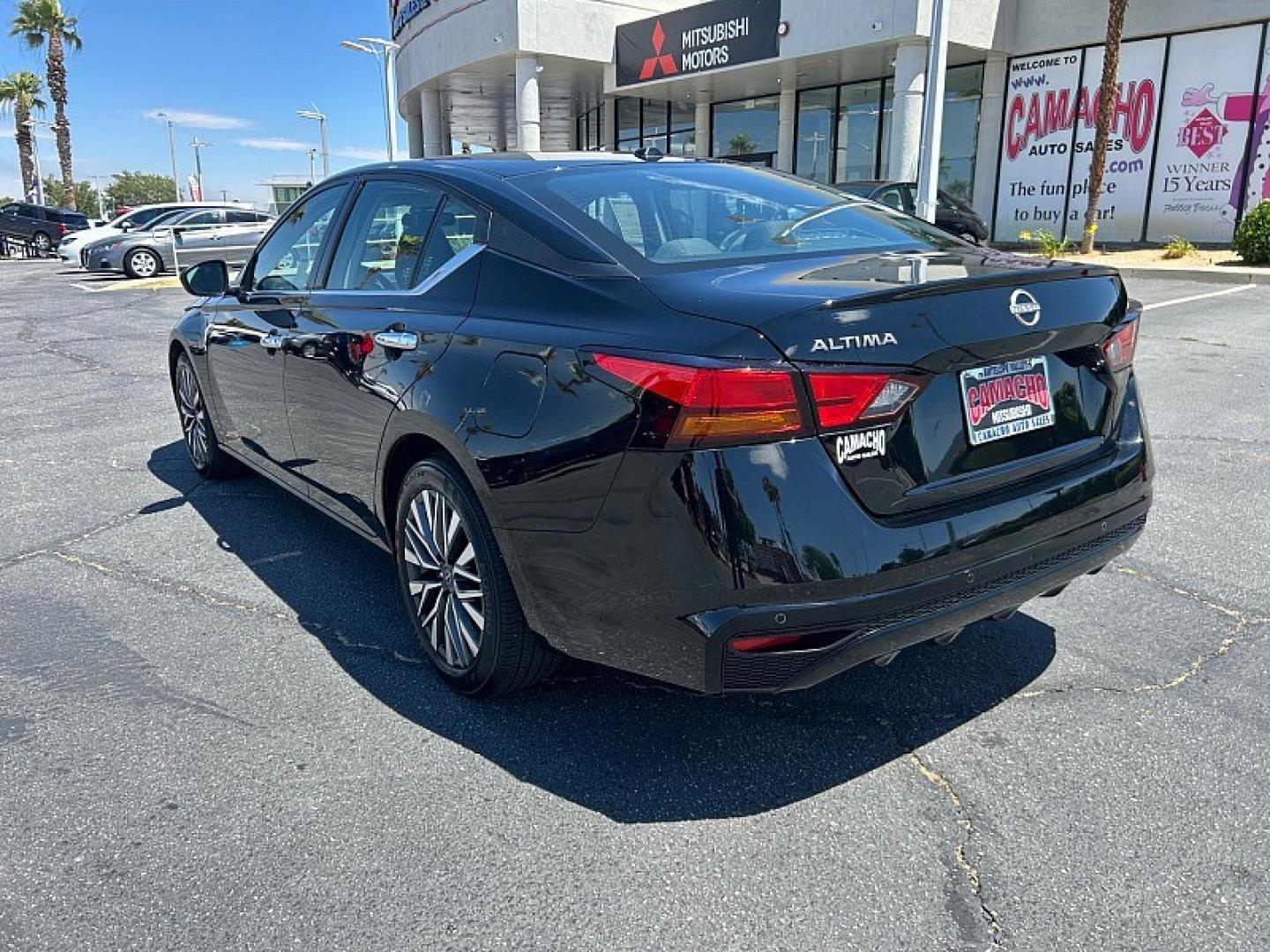 2025 Black Nissan Altima (1N4BL4DV9SN) with an 4-Cyl 2.5 Liter engine, Automatic CVT transmission, located at 412 Auto Vista Drive, Palmdale, 93551, (661) 945-0620, 34.592636, -118.136681- Photo#4