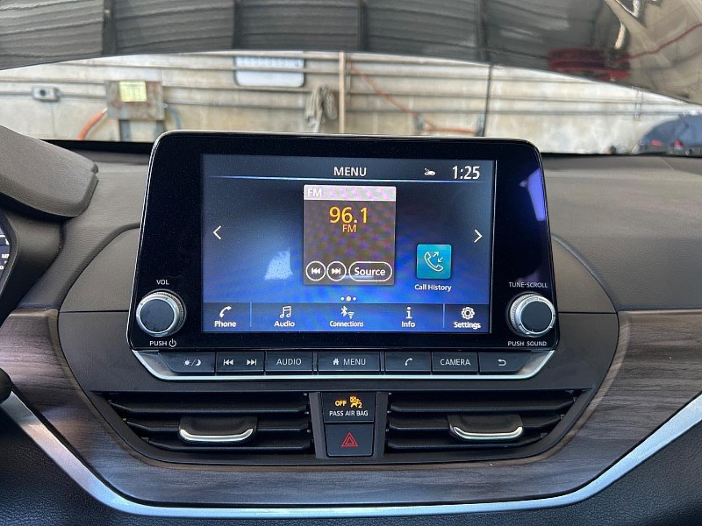 2025 Black Nissan Altima (1N4BL4DV9SN) with an 4-Cyl 2.5 Liter engine, Automatic CVT transmission, located at 412 Auto Vista Drive, Palmdale, 93551, (661) 945-0620, 34.592636, -118.136681- Photo#22