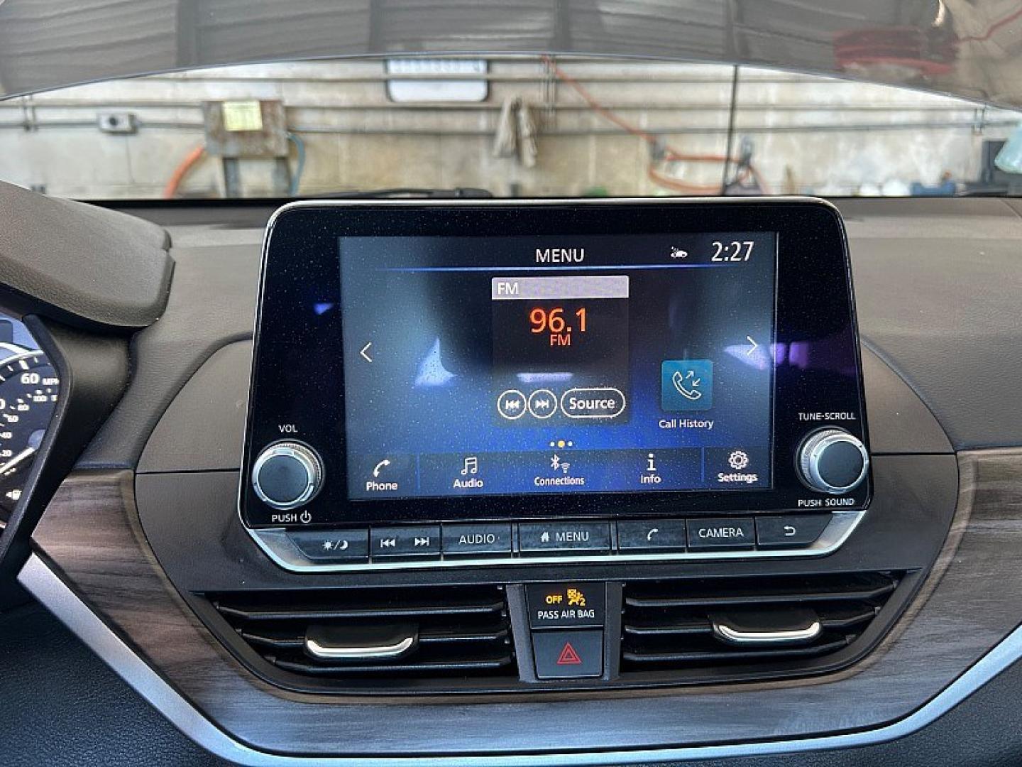 2025 Gray Nissan Altima (1N4BL4DVXSN) with an 4-Cyl 2.5 Liter engine, Automatic CVT transmission, located at 412 Auto Vista Drive, Palmdale, 93551, (661) 945-0620, 34.592636, -118.136681- Photo#20