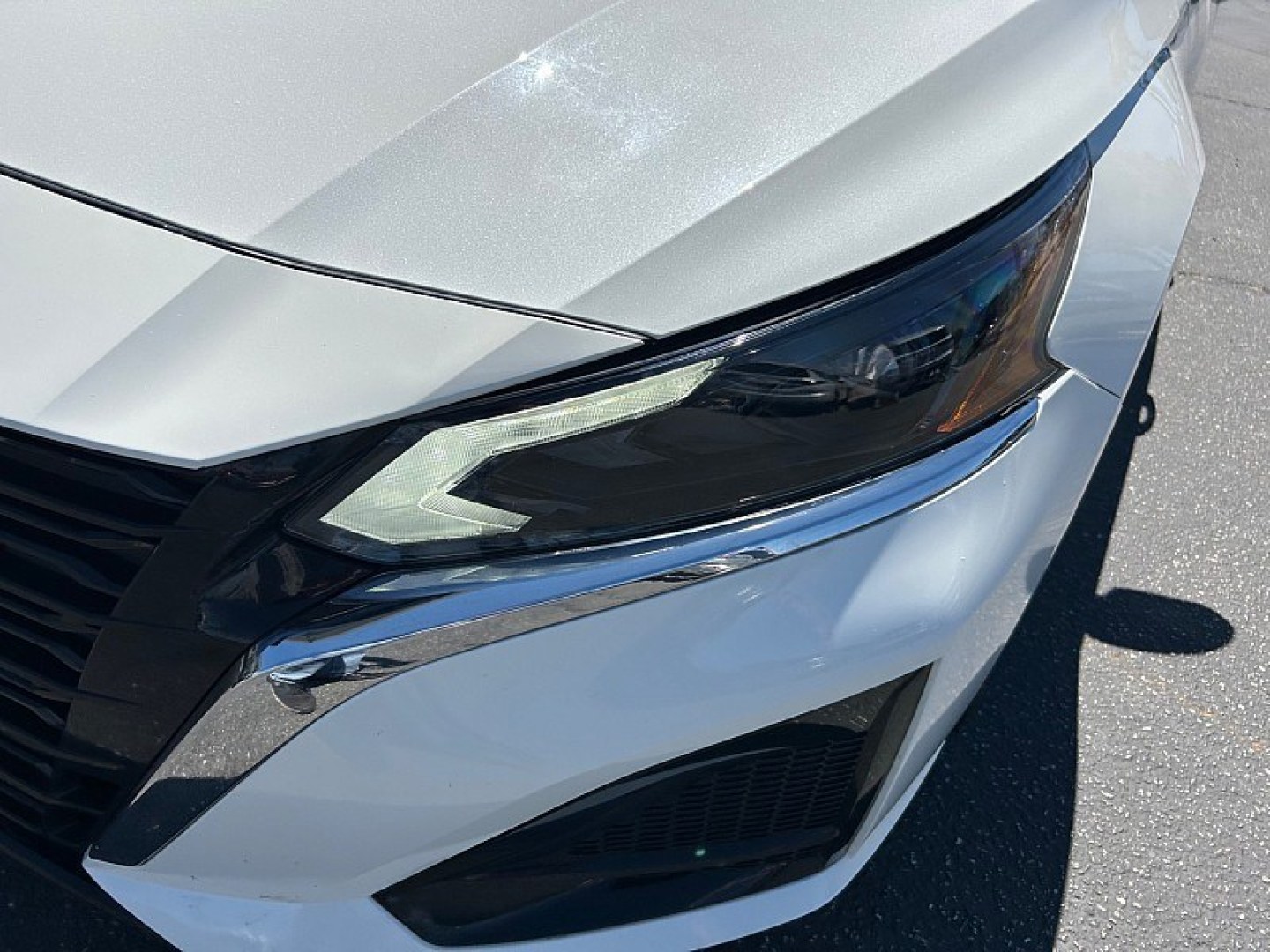 2025 White Nissan Altima (1N4BL4DV7SN) with an 4-Cyl 2.5 Liter engine, Automatic CVT transmission, located at 412 Auto Vista Drive, Palmdale, 93551, (661) 945-0620, 34.592636, -118.136681- Photo#13