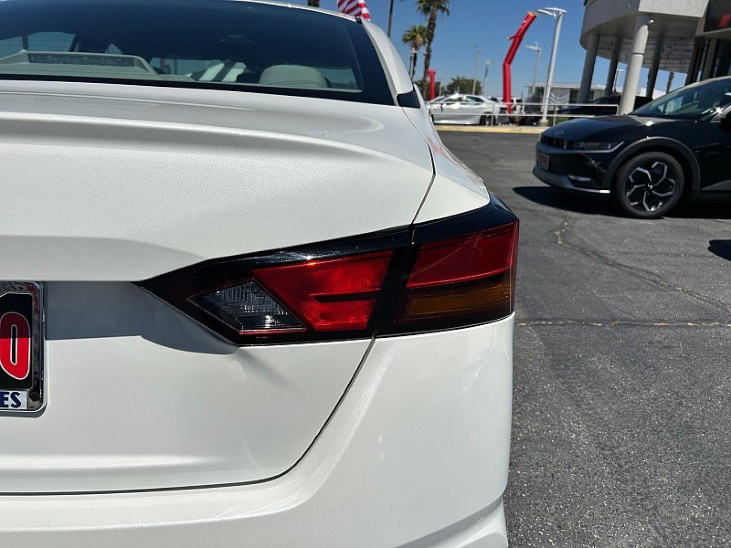 2025 White Nissan Altima (1N4BL4DV7SN) with an 4-Cyl 2.5 Liter engine, Automatic CVT transmission, located at 412 Auto Vista Drive, Palmdale, 93551, (661) 945-0620, 34.592636, -118.136681- Photo#14