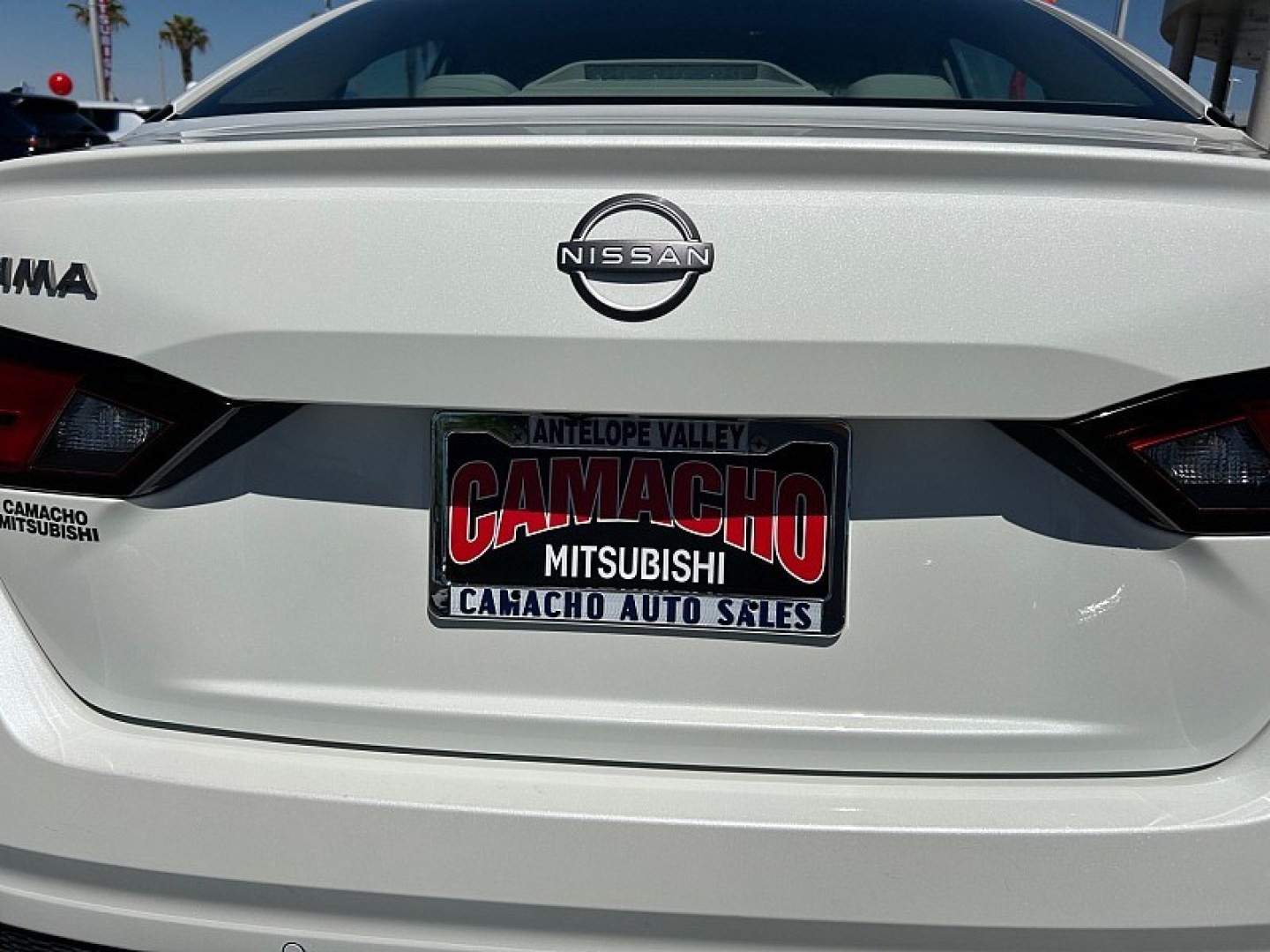 2025 White Nissan Altima (1N4BL4DV7SN) with an 4-Cyl 2.5 Liter engine, Automatic CVT transmission, located at 412 Auto Vista Drive, Palmdale, 93551, (661) 945-0620, 34.592636, -118.136681- Photo#15