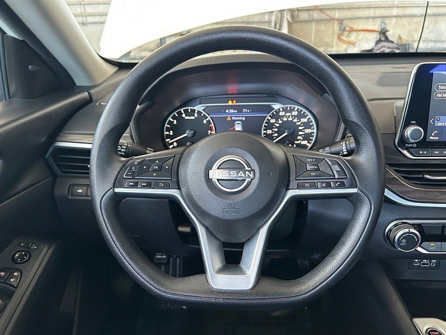 2025 White Nissan Altima (1N4BL4DV9SN) with an 4-Cyl 2.5 Liter engine, Automatic CVT transmission, located at 412 Auto Vista Drive, Palmdale, 93551, (661) 945-0620, 34.592636, -118.136681- Photo#21