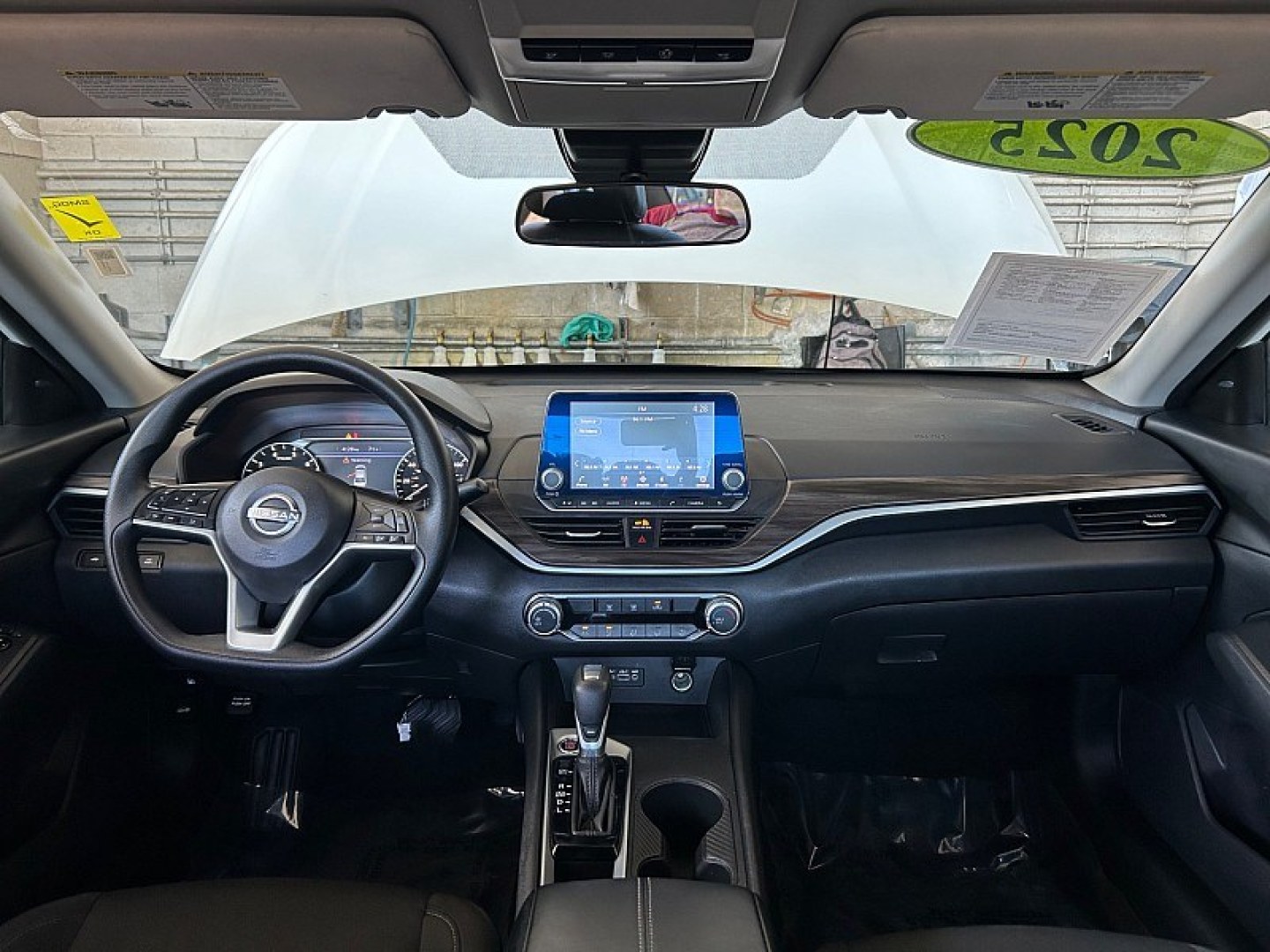 2025 White Nissan Altima (1N4BL4DV9SN) with an 4-Cyl 2.5 Liter engine, Automatic CVT transmission, located at 412 Auto Vista Drive, Palmdale, 93551, (661) 945-0620, 34.592636, -118.136681- Photo#26