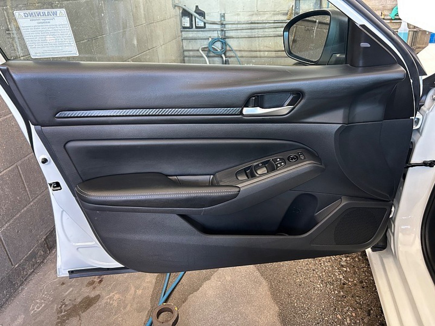 2025 White Nissan Altima (1N4BL4DV9SN) with an 4-Cyl 2.5 Liter engine, Automatic CVT transmission, located at 412 Auto Vista Drive, Palmdale, 93551, (661) 945-0620, 34.592636, -118.136681- Photo#28