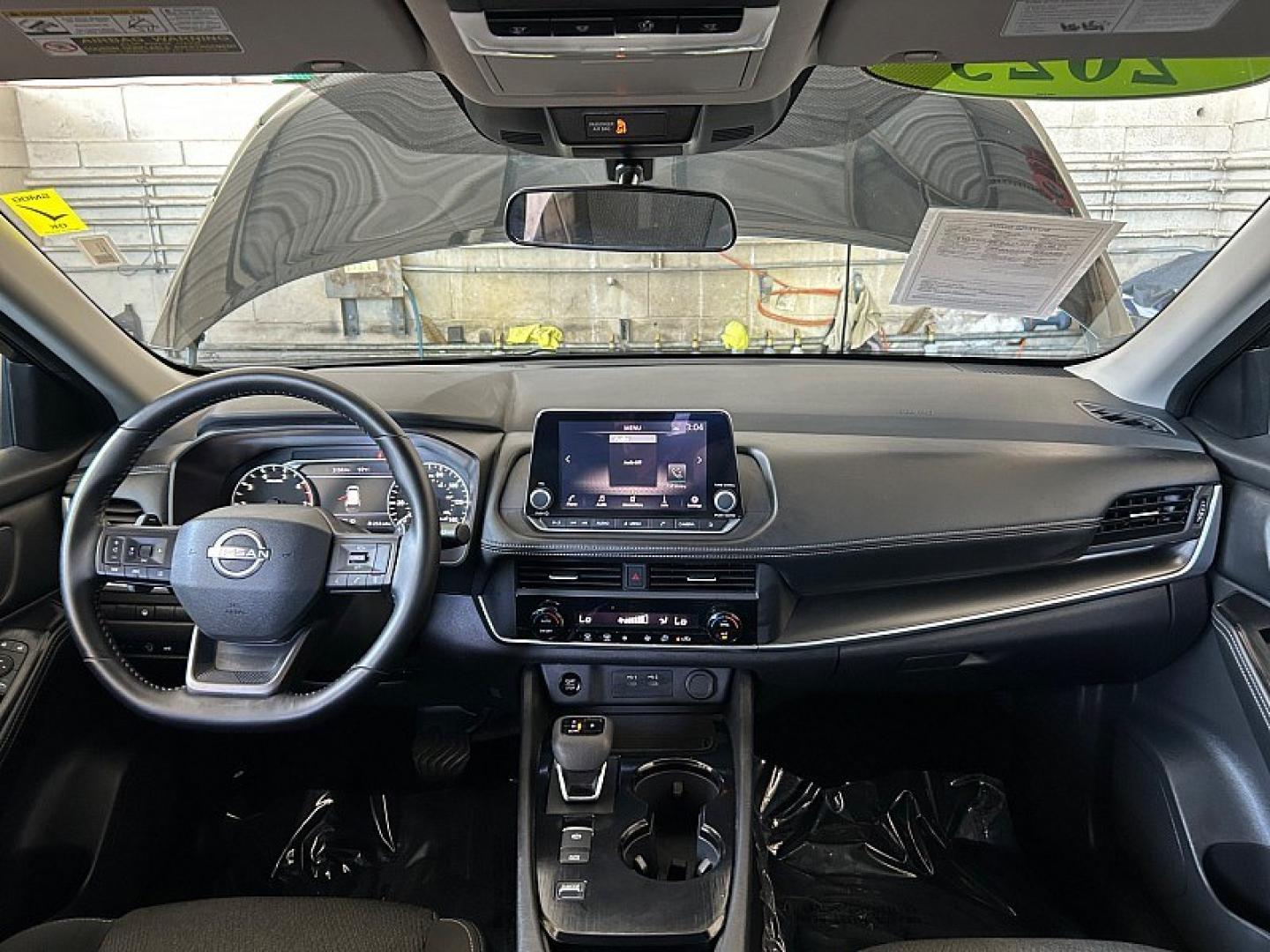 2025 BLACK Nissan Rogue (5N1BT3BA0SC) with an 3-Cyl Turbo 1.5 Liter engine, Automatic CVT transmission, located at 412 Auto Vista Drive, Palmdale, 93551, (661) 945-0620, 34.592636, -118.136681 - Photo#18