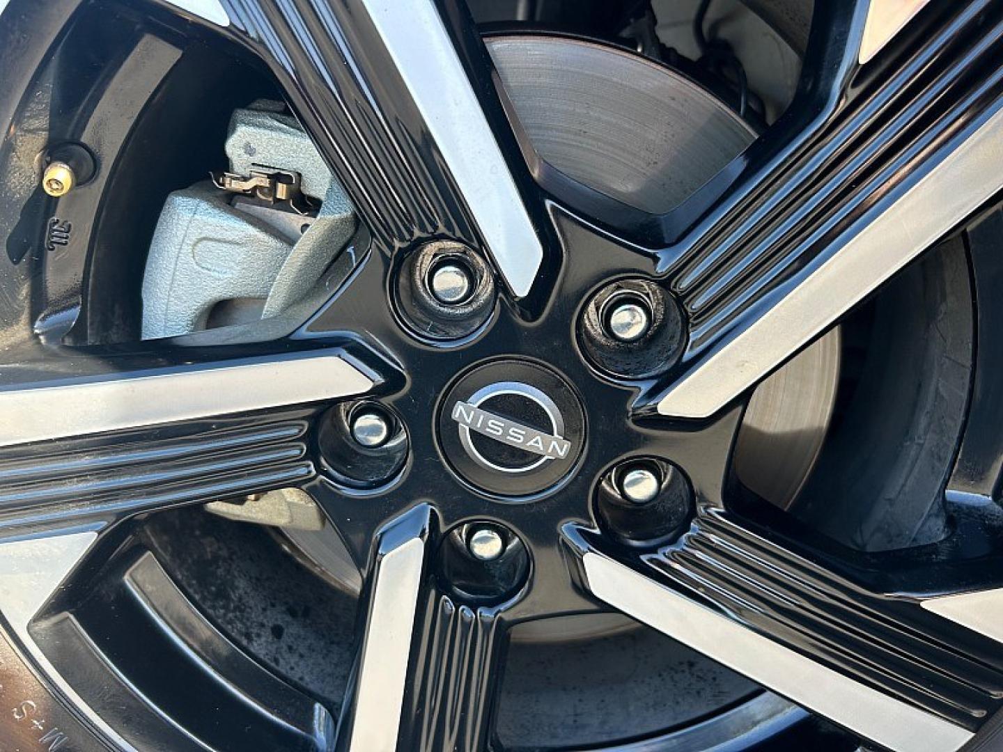 2025 WHITE Nissan Sentra (3N1AB8CV8SY) with an 4-Cyl 2.0 Liter engine, Automatic CVT transmission, located at 412 Auto Vista Drive, Palmdale, 93551, (661) 945-0620, 34.592636, -118.136681 - Photo#18