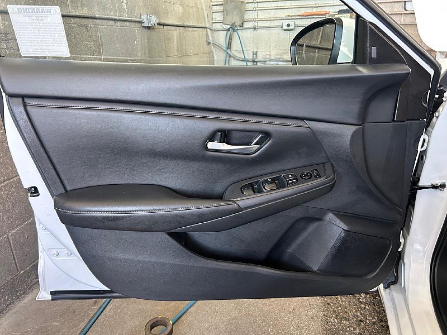 2025 WHITE Nissan Sentra (3N1AB8CV8SY) with an 4-Cyl 2.0 Liter engine, Automatic CVT transmission, located at 412 Auto Vista Drive, Palmdale, 93551, (661) 945-0620, 34.592636, -118.136681 - Photo#22