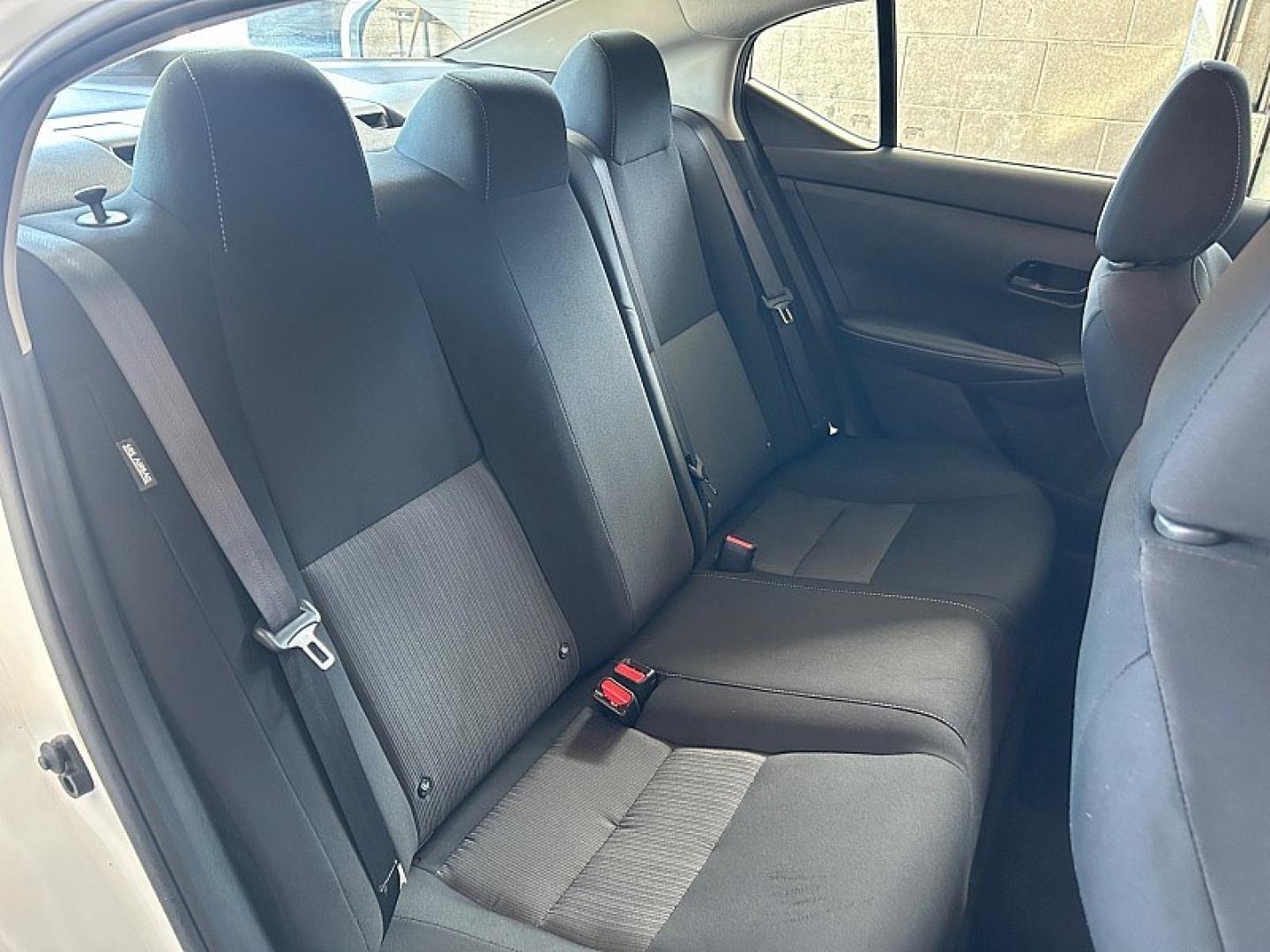2025 WHITE Nissan Sentra (3N1AB8CV8SY) with an 4-Cyl 2.0 Liter engine, Automatic CVT transmission, located at 412 Auto Vista Drive, Palmdale, 93551, (661) 945-0620, 34.592636, -118.136681 - Photo#33