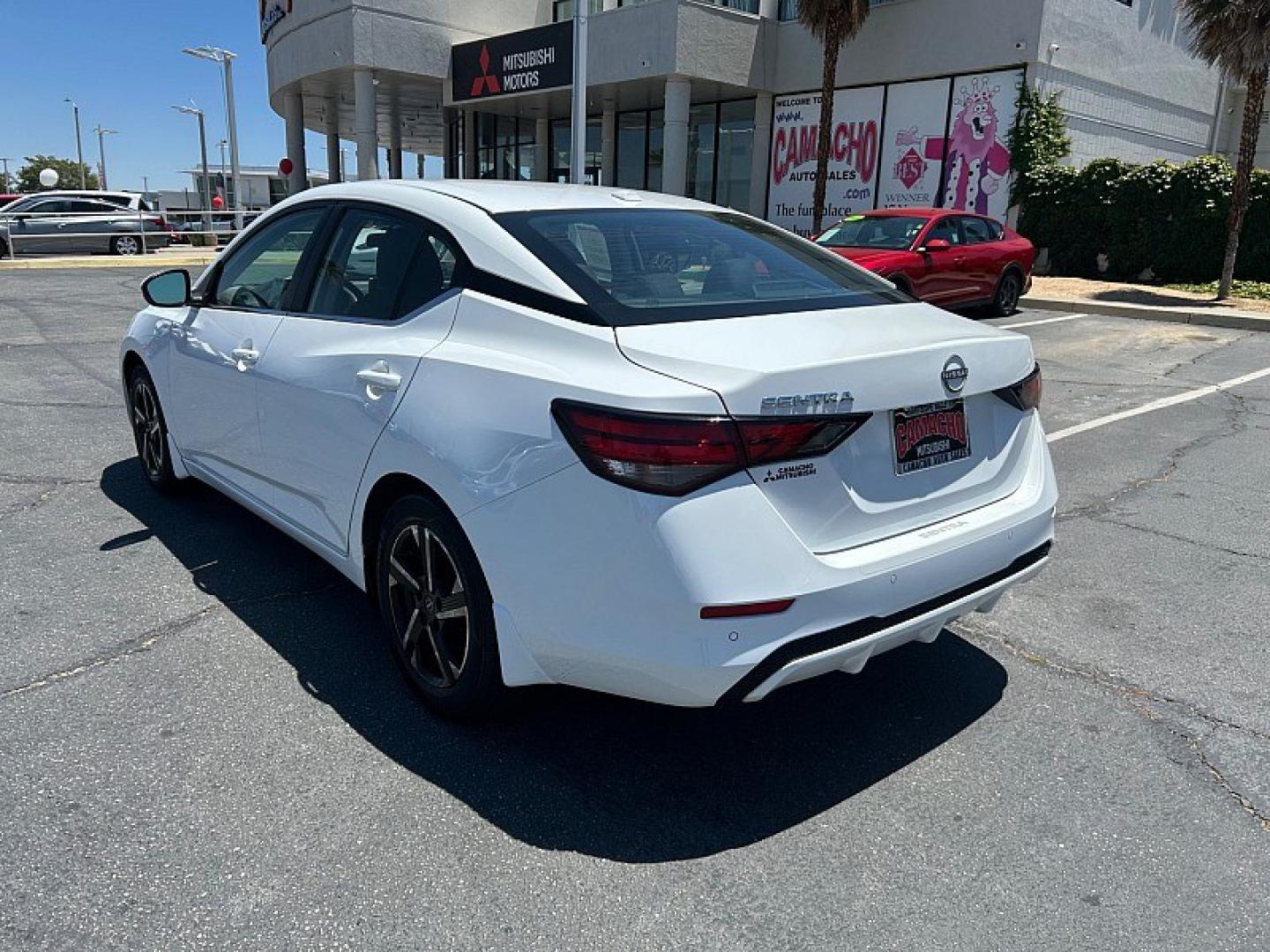 2025 White Nissan Sentra (3N1AB8CV9SY) with an 4-Cyl 2.0 Liter engine, Automatic CVT transmission, located at 412 Auto Vista Drive, Palmdale, 93551, (661) 945-0620, 34.592636, -118.136681- Photo#6