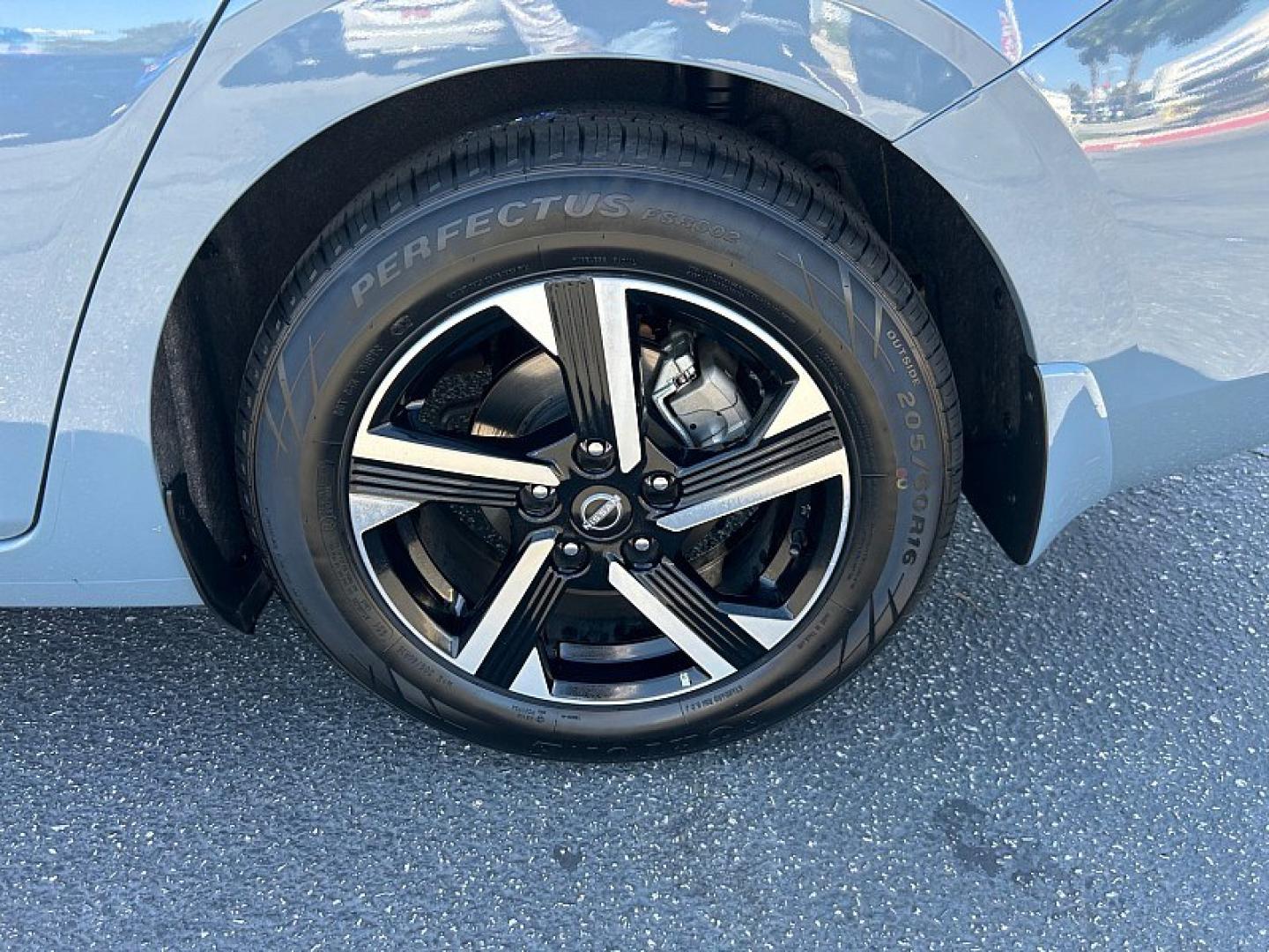 2025 GRAY Nissan Sentra (3N1AB8CV7SY) with an 4-Cyl 2.0 Liter engine, Automatic CVT transmission, located at 412 Auto Vista Drive, Palmdale, 93551, (661) 945-0620, 34.592636, -118.136681- Photo#30