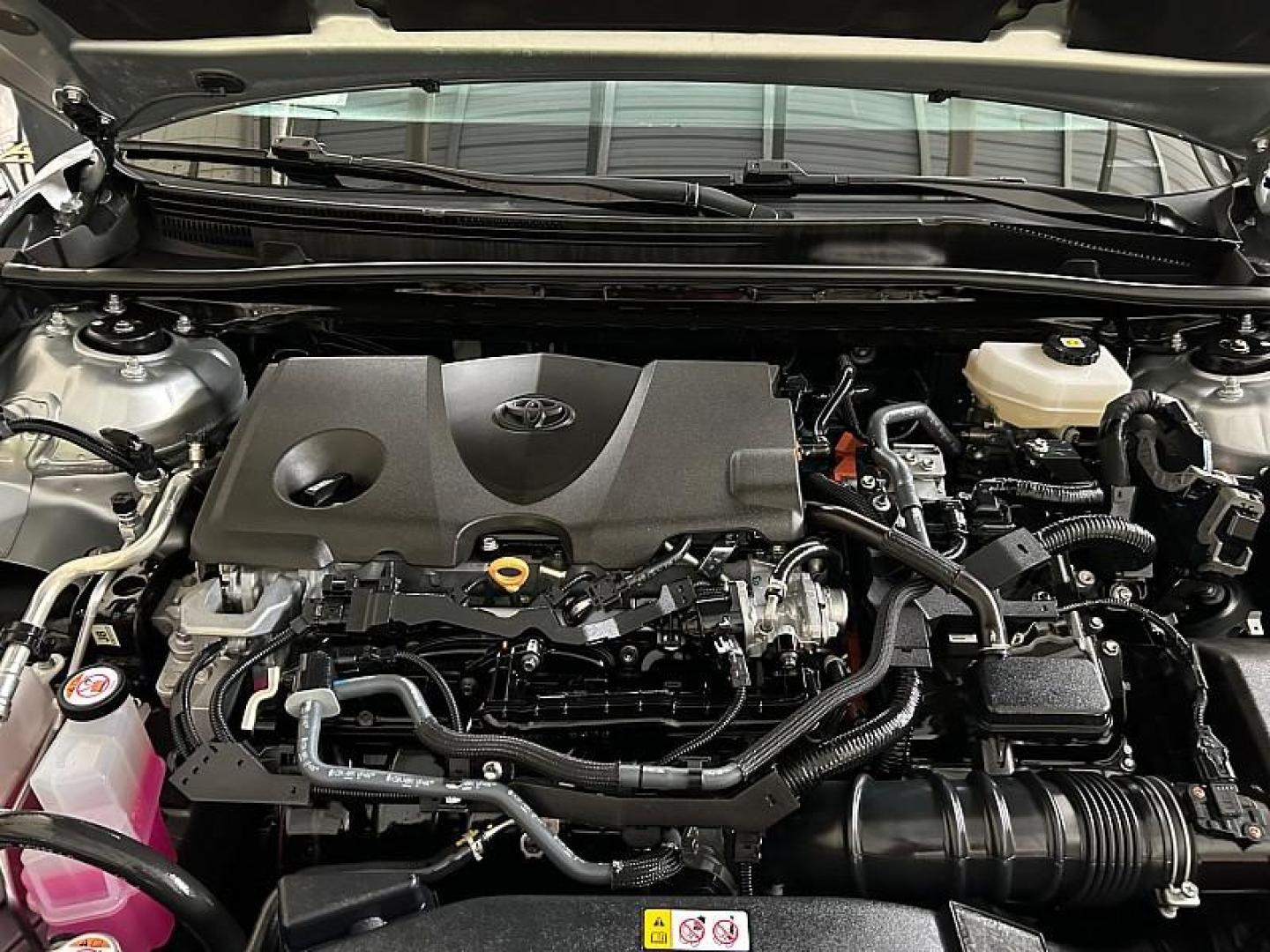 2025 SILVER Toyota Camry (4T1DAACK4SU) with an 4-Cyl Hybrid 2.5 Liter engine, Automatic CVT transmission, located at 412 Auto Vista Drive, Palmdale, 93551, (661) 945-0620, 34.592636, -118.136681- Photo#26