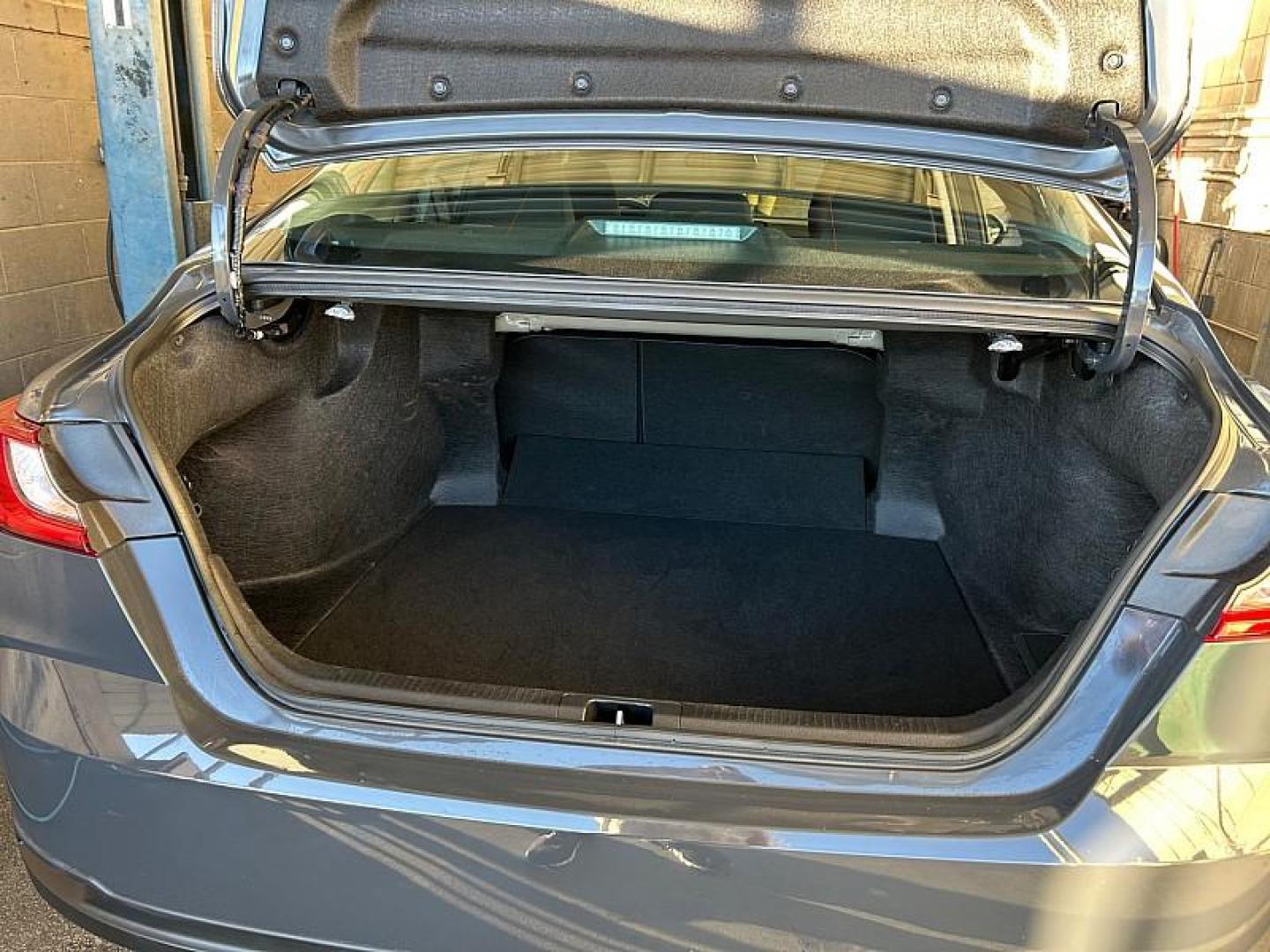 2025 GRAY Toyota Camry (4T1DAACK6SU) with an 4-Cyl Hybrid 2.5 Liter engine, Automatic CVT transmission, located at 412 Auto Vista Drive, Palmdale, 93551, (661) 945-0620, 34.592636, -118.136681 - Photo#4