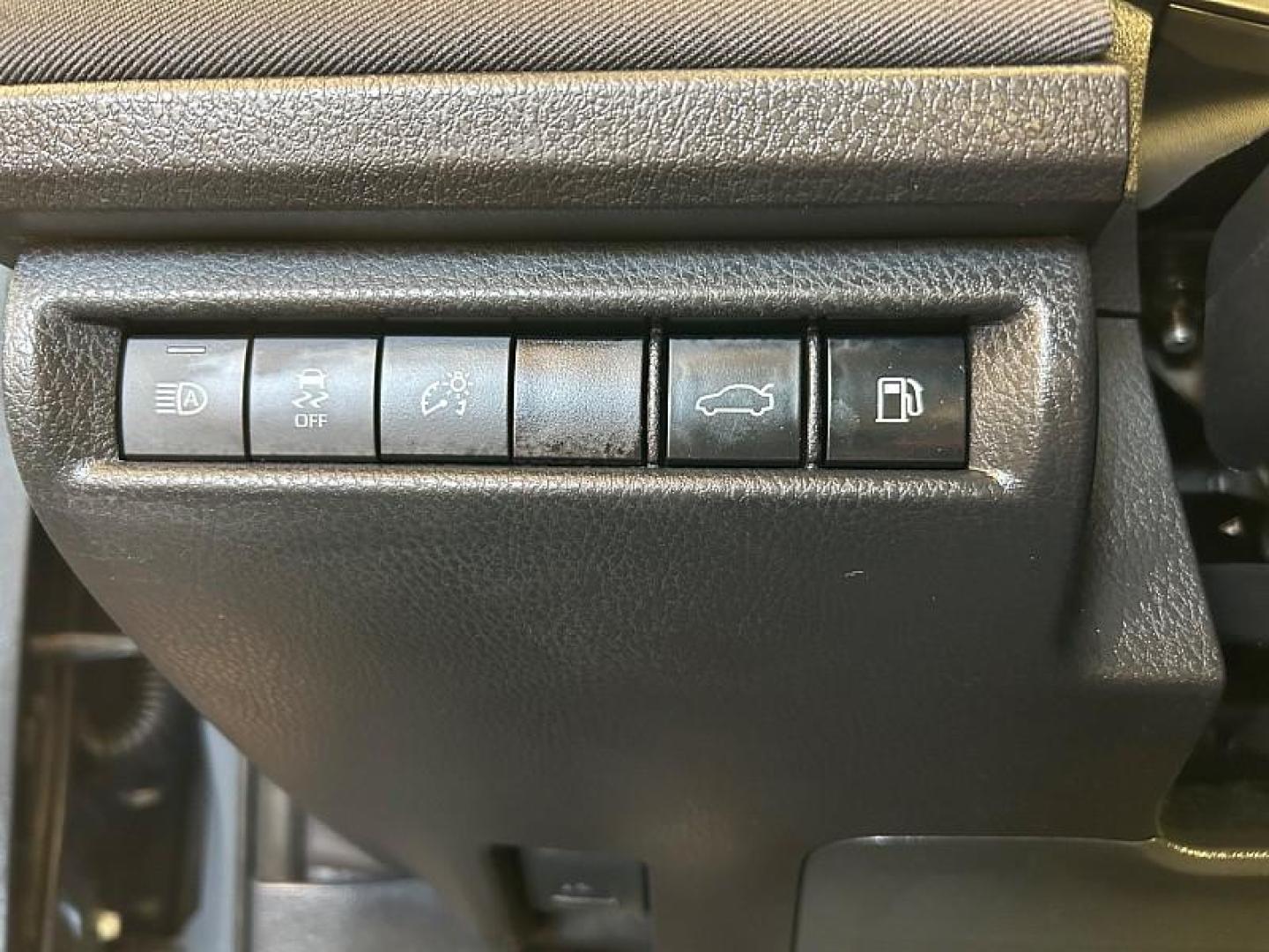 2025 GRAY Toyota Camry (4T1DAACK6SU) with an 4-Cyl Hybrid 2.5 Liter engine, Automatic CVT transmission, located at 412 Auto Vista Drive, Palmdale, 93551, (661) 945-0620, 34.592636, -118.136681 - Photo#10