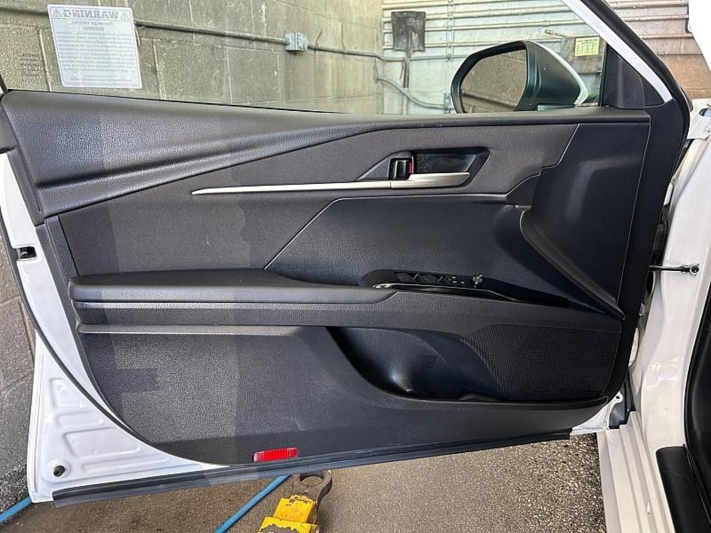 2025 WHITE Toyota Camry (4T1DAACK2SU) with an 4-Cyl Hybrid 2.5 Liter engine, Automatic CVT transmission, located at 412 Auto Vista Drive, Palmdale, 93551, (661) 945-0620, 34.592636, -118.136681 - Photo#16