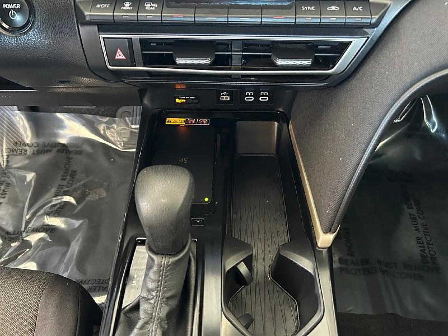 2025 WHITE Toyota Camry (4T1DAACK2SU) with an 4-Cyl Hybrid 2.5 Liter engine, Automatic CVT transmission, located at 412 Auto Vista Drive, Palmdale, 93551, (661) 945-0620, 34.592636, -118.136681 - Photo#18