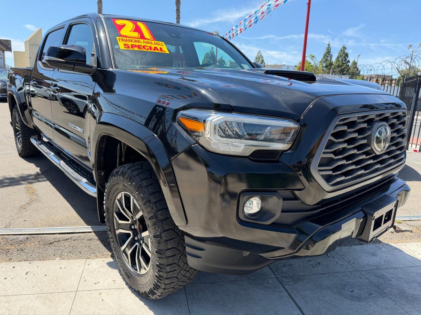 2021 Toyota DOUBLE CAB TRD SPORT PICK 4D (3TMBZ5DN5MM) with an 3.5L V6 DOHC 24V engine, 6A transmission, located at 744 E Miner Ave, Stockton, CA, 95202, (209) 944-5770, 37.956863, -121.282082- Photo#0